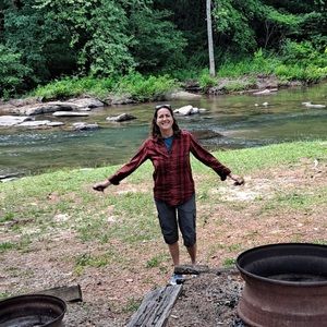 Meet your Posher, Pamela